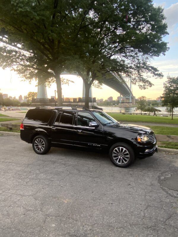 Lincoln Navigator L